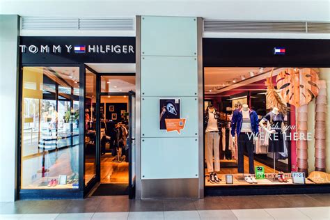 tommy hilfiger metromall